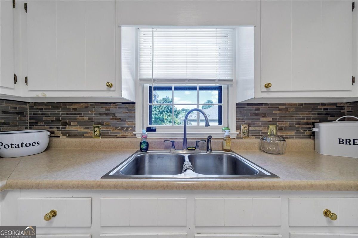 5573 FARM HOUSE Oakwood - 23
