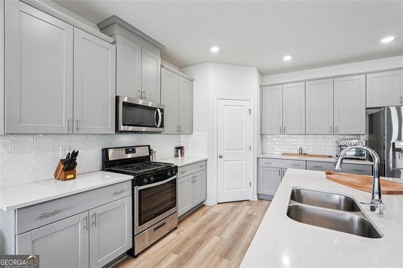401 MURPHY Avenue Canton - 25