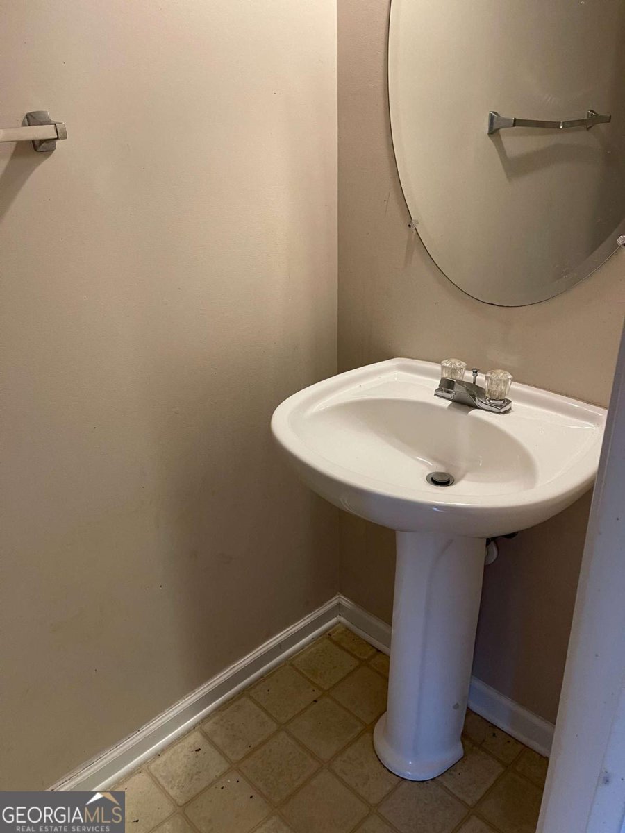 2504 Walden Lake Drive Decatur - 5