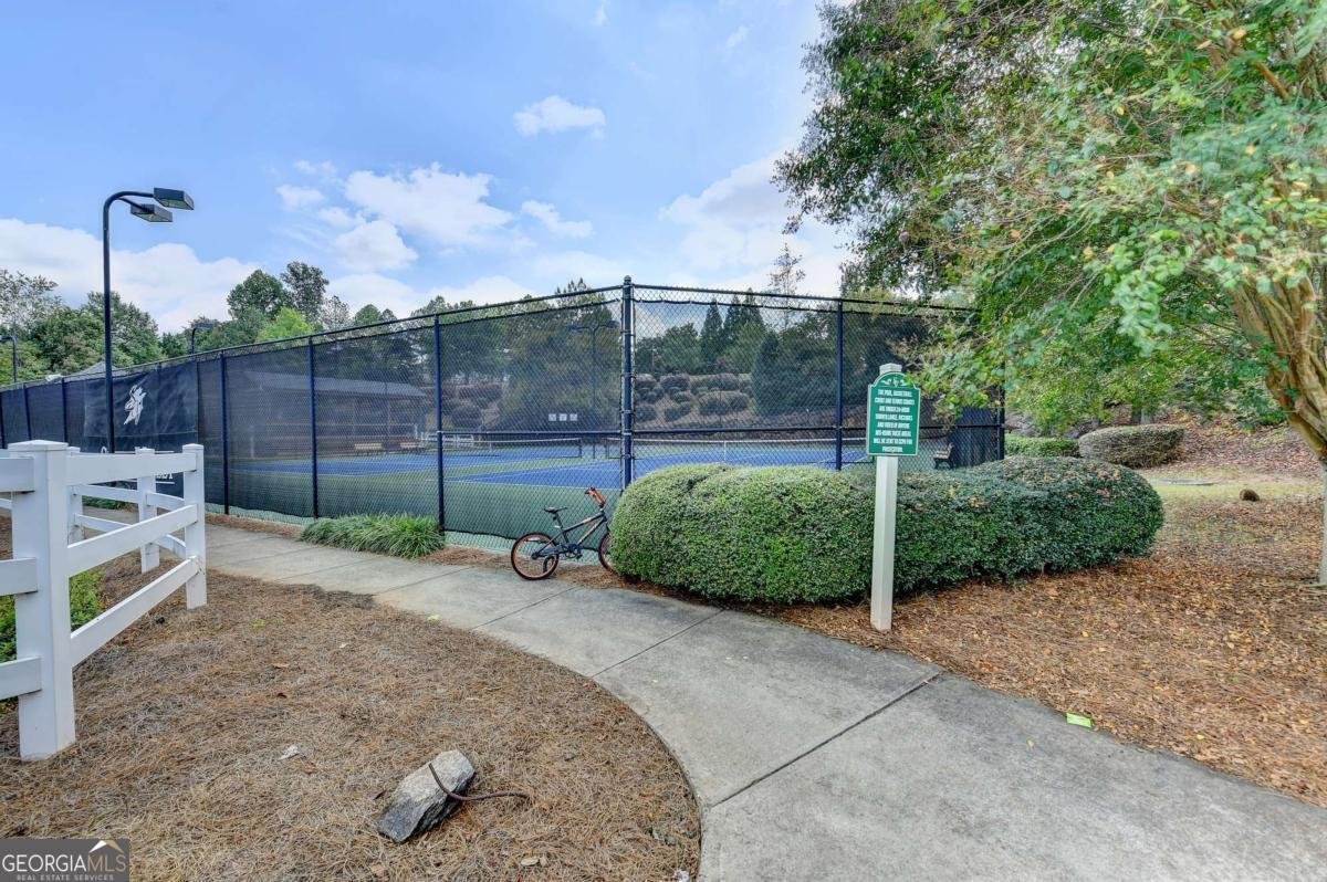596 JACKSON RIDGE Drive Kennesaw - 64