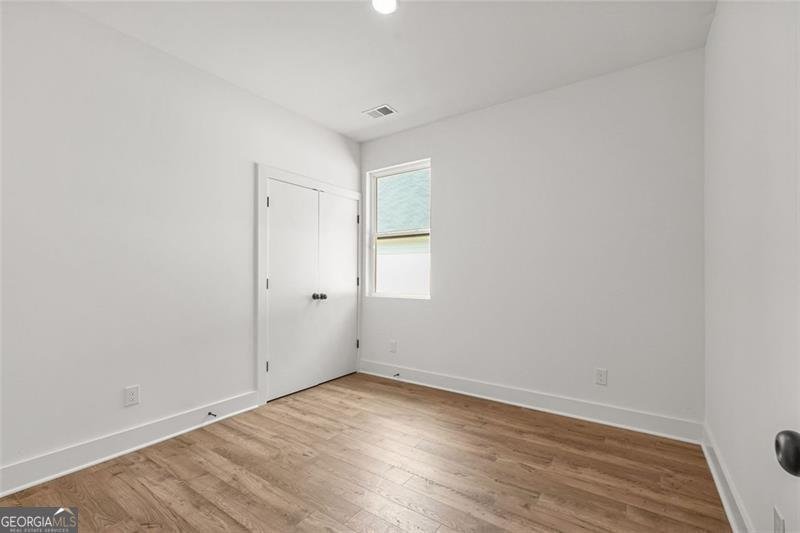 581 Woods Atlanta - 25