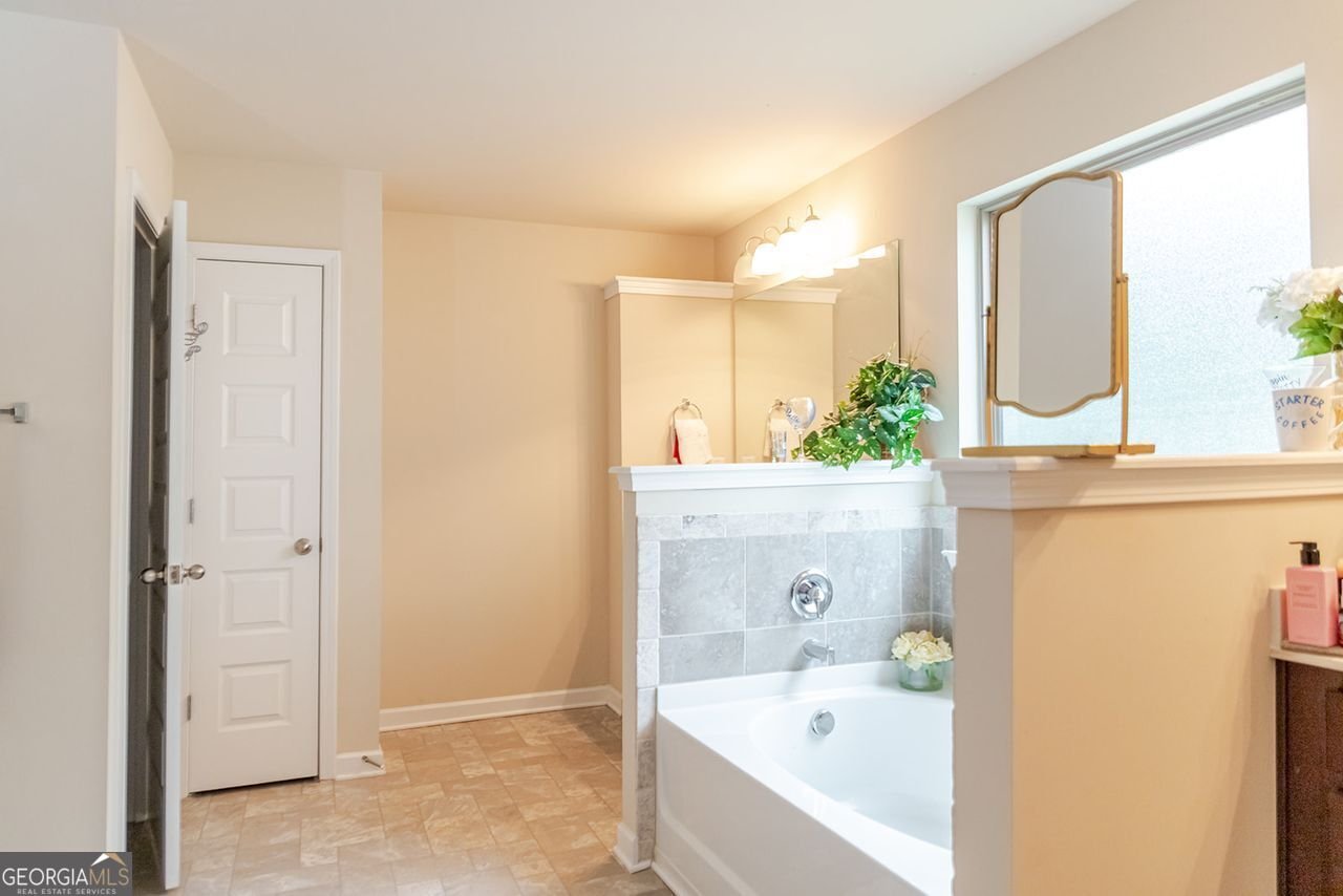 574 CALEDON Hampton - 13