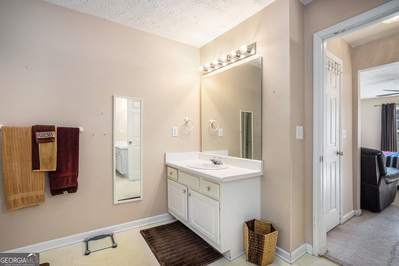 830 Dunagan Forest Drive Lawrenceville - 13
