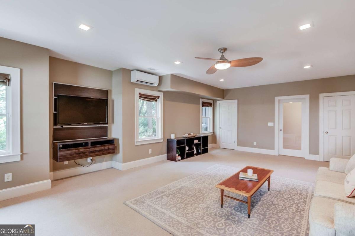 260 Peachtree Street Norcross - 47