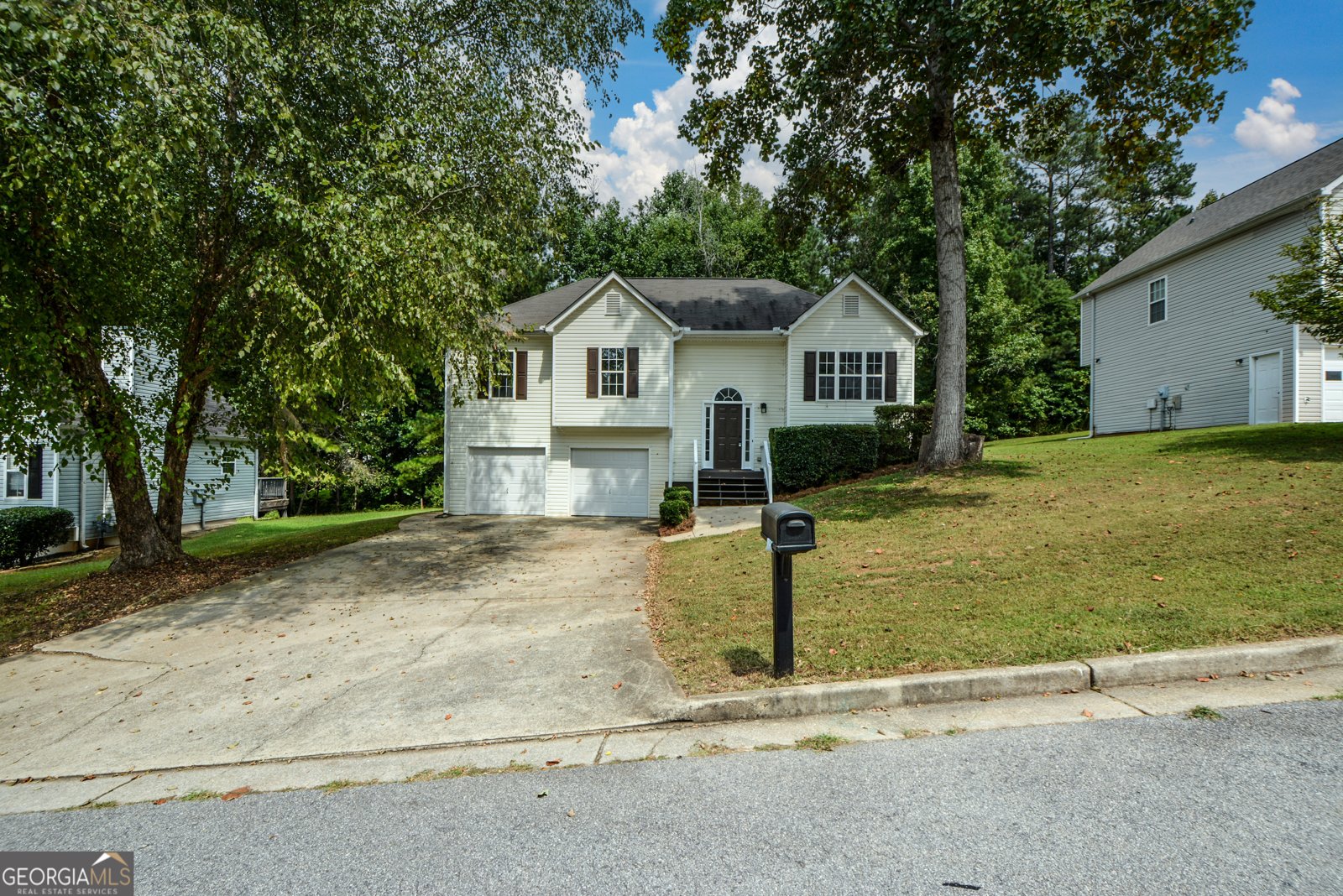 6292 HAMPSTEAD Douglasville - 6