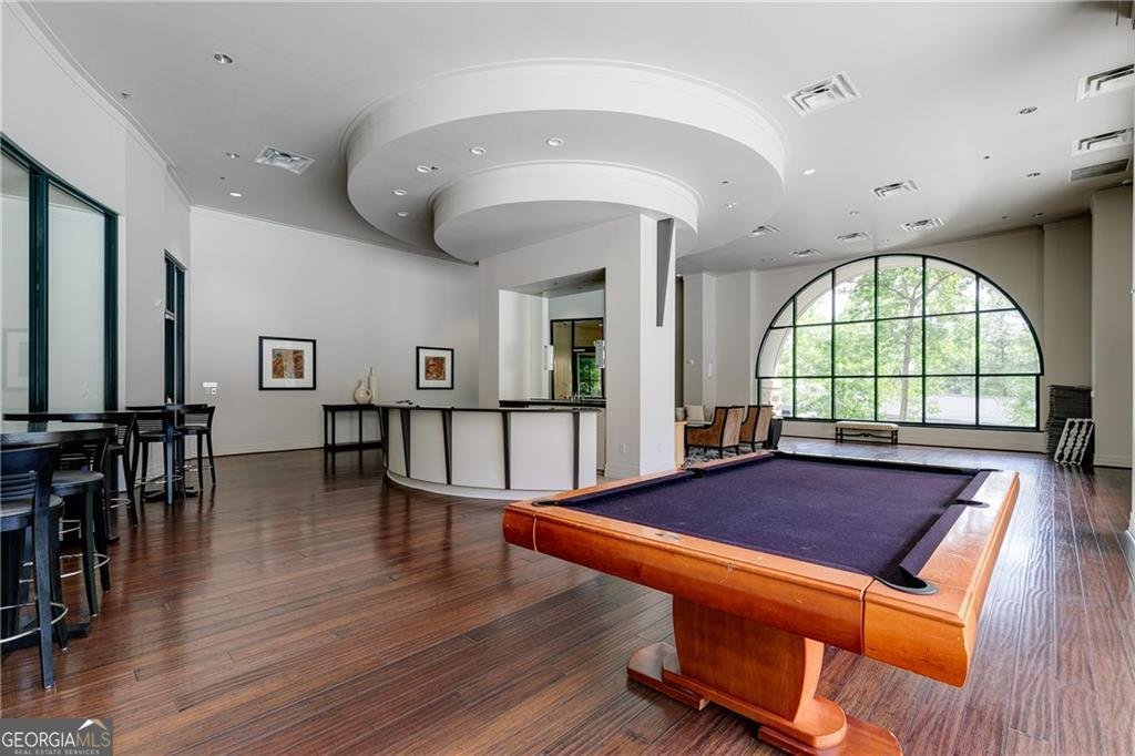 3040 Peachtree Road Atlanta - 25