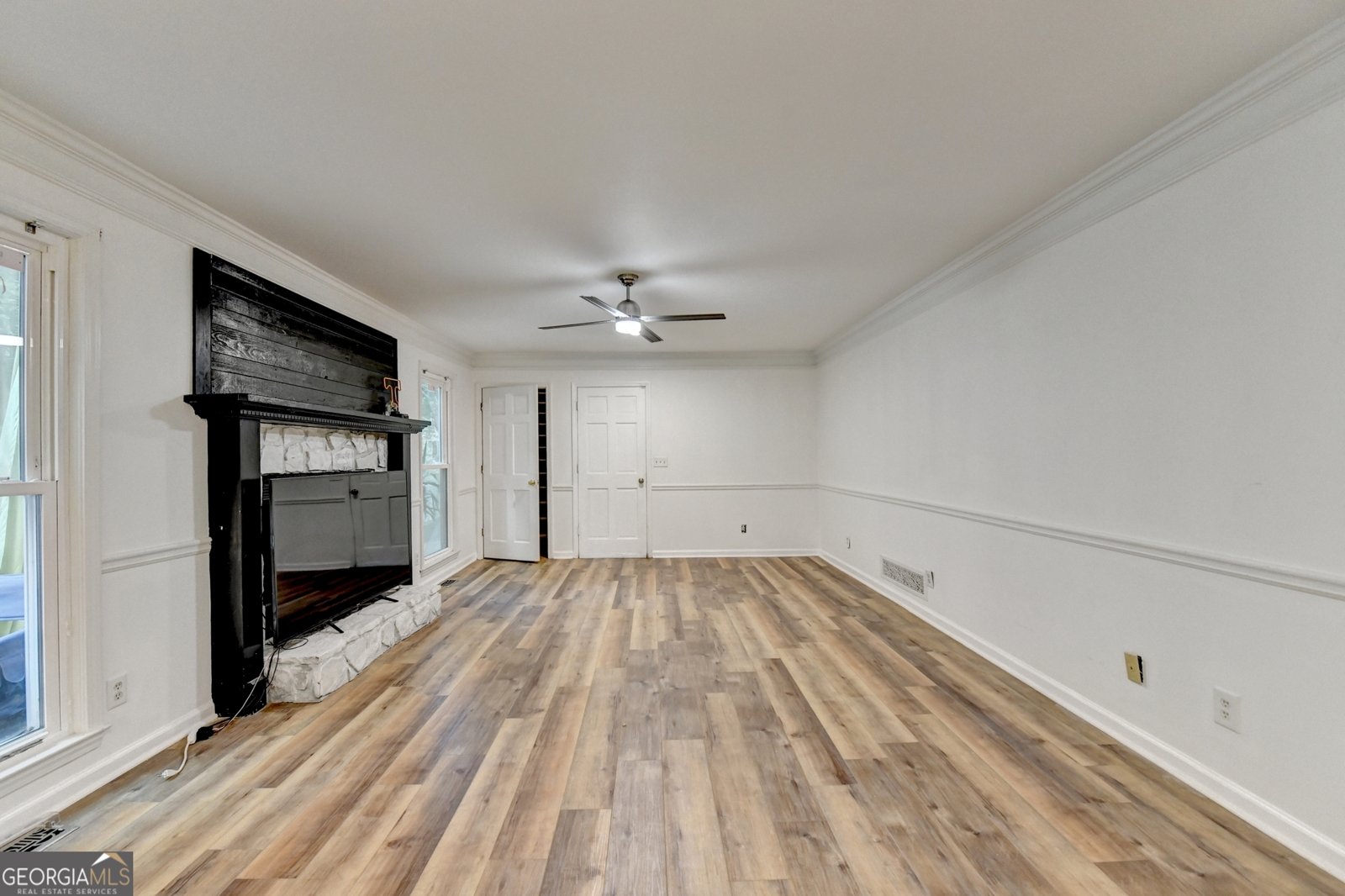 402 Leslie Court Woodstock - 27