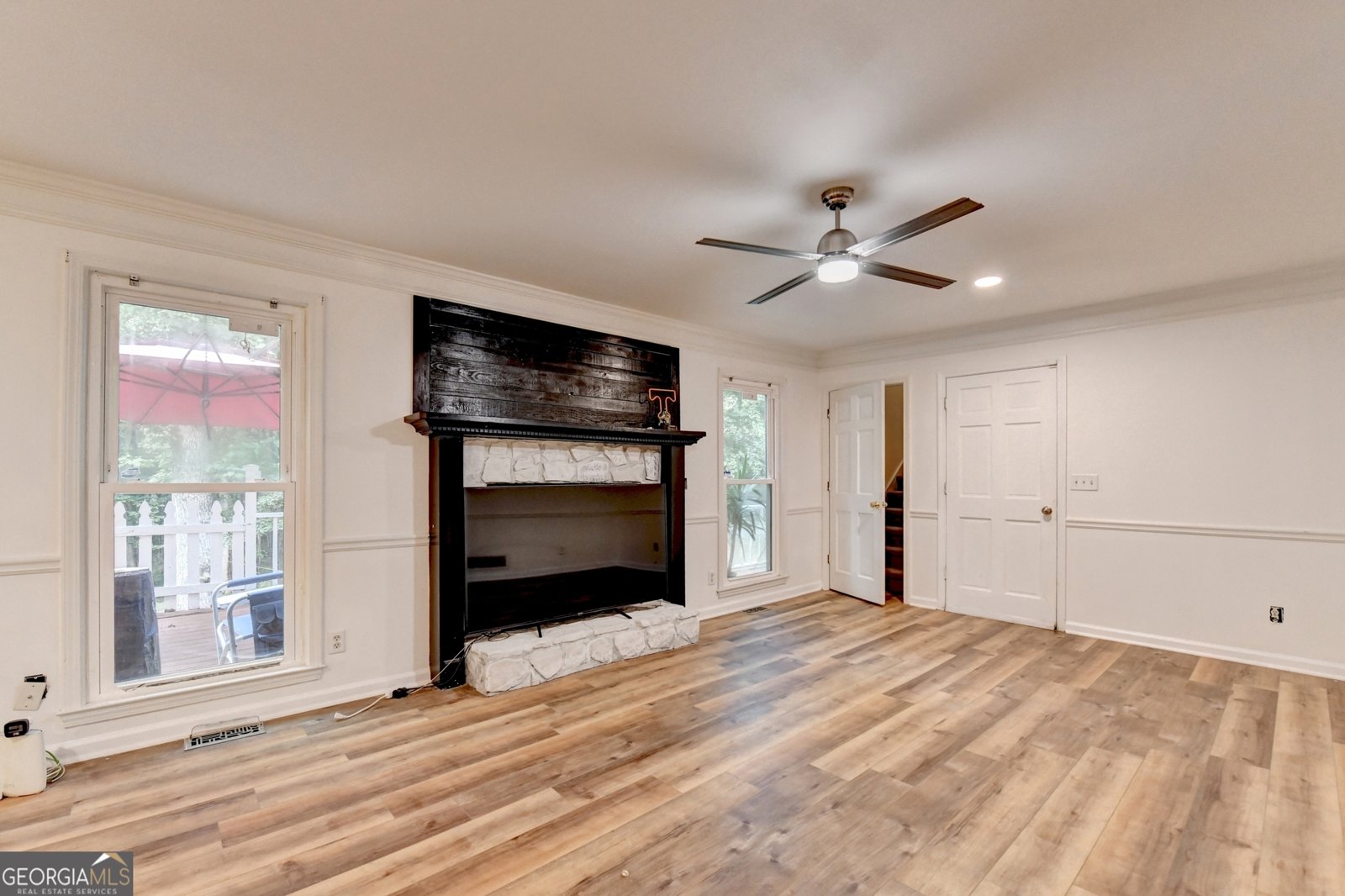 402 Leslie Court Woodstock - 29