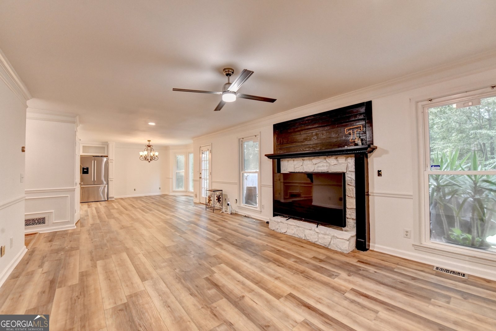 402 Leslie Court Woodstock - 31