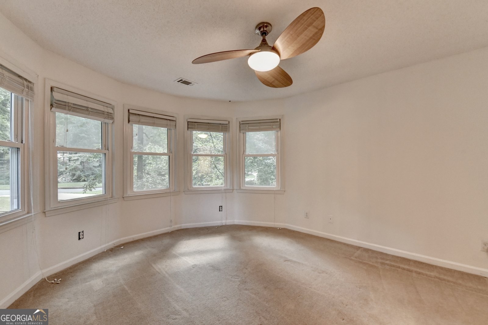 402 Leslie Court Woodstock - 39