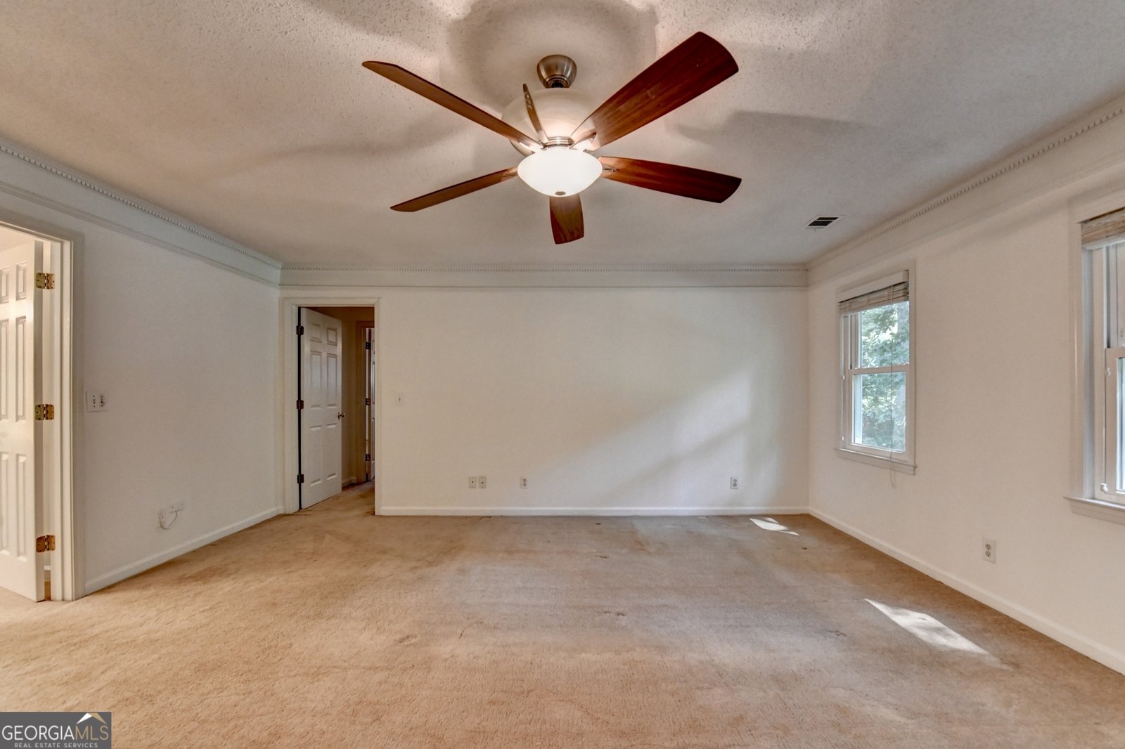 402 Leslie Court Woodstock - 44