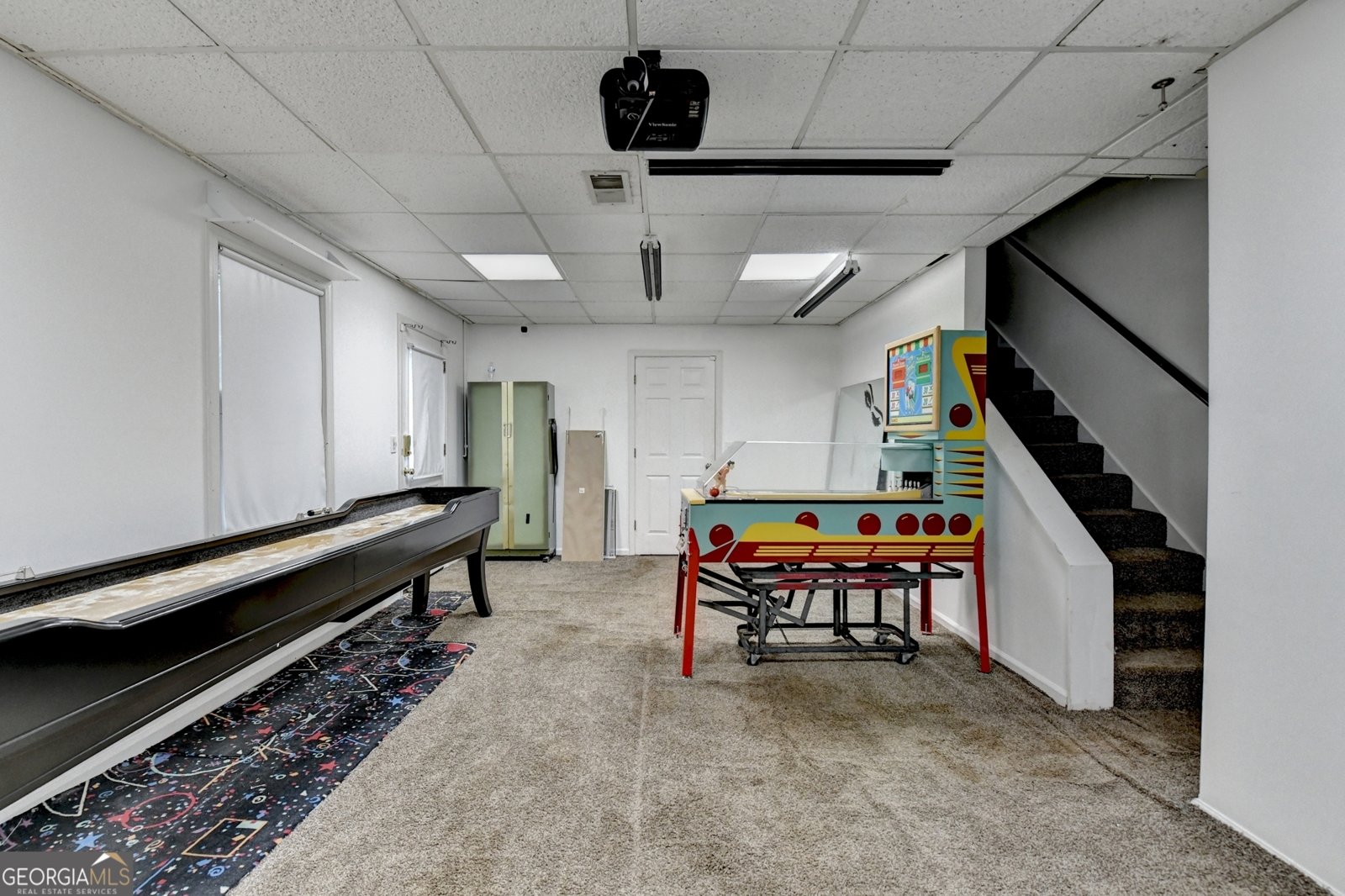 402 Leslie Court Woodstock - 5