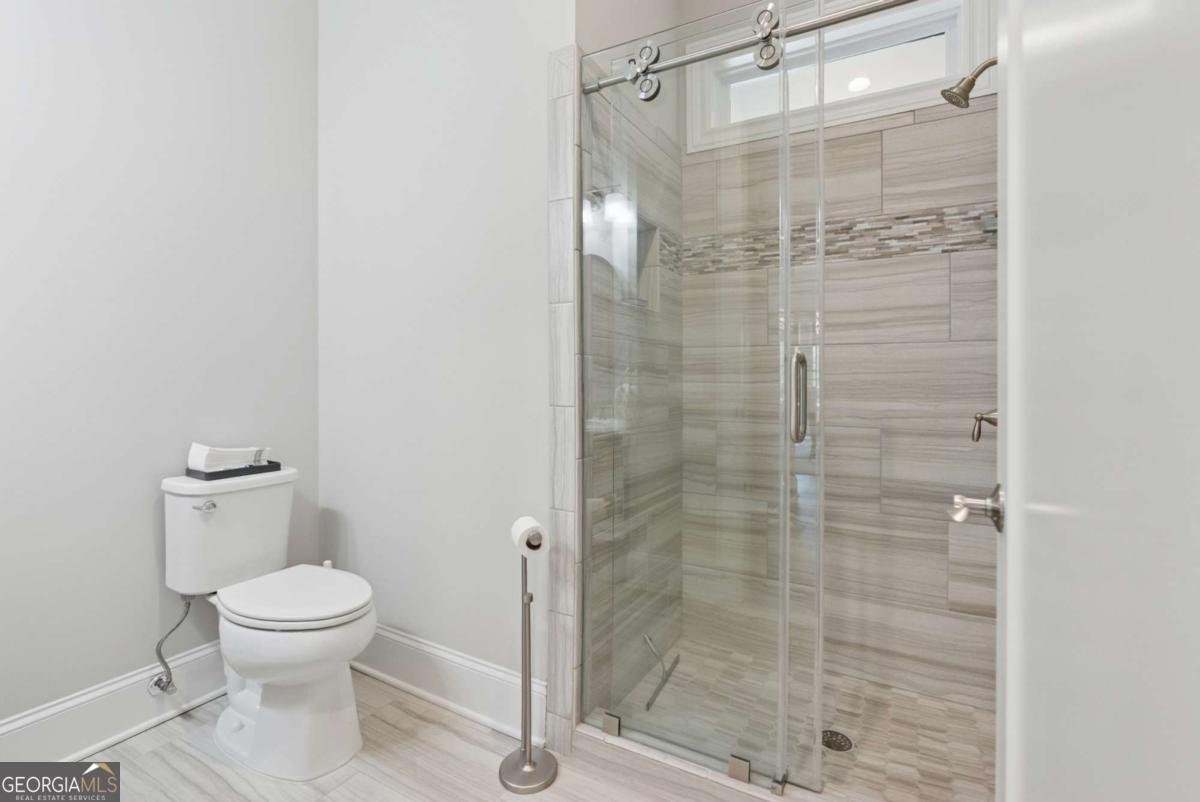 8255 Main Street Woodstock - 15