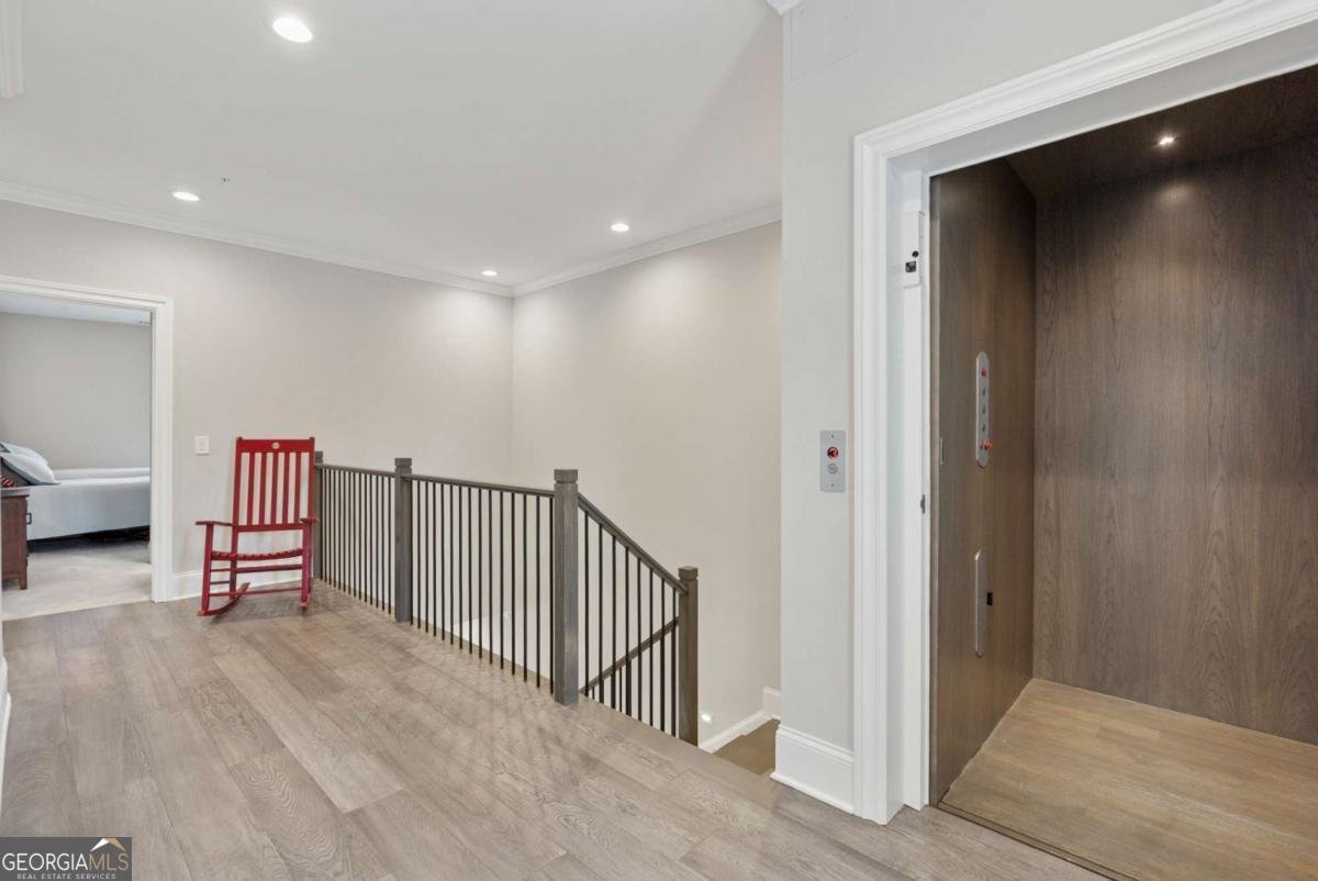 8255 Main Street Woodstock - 16