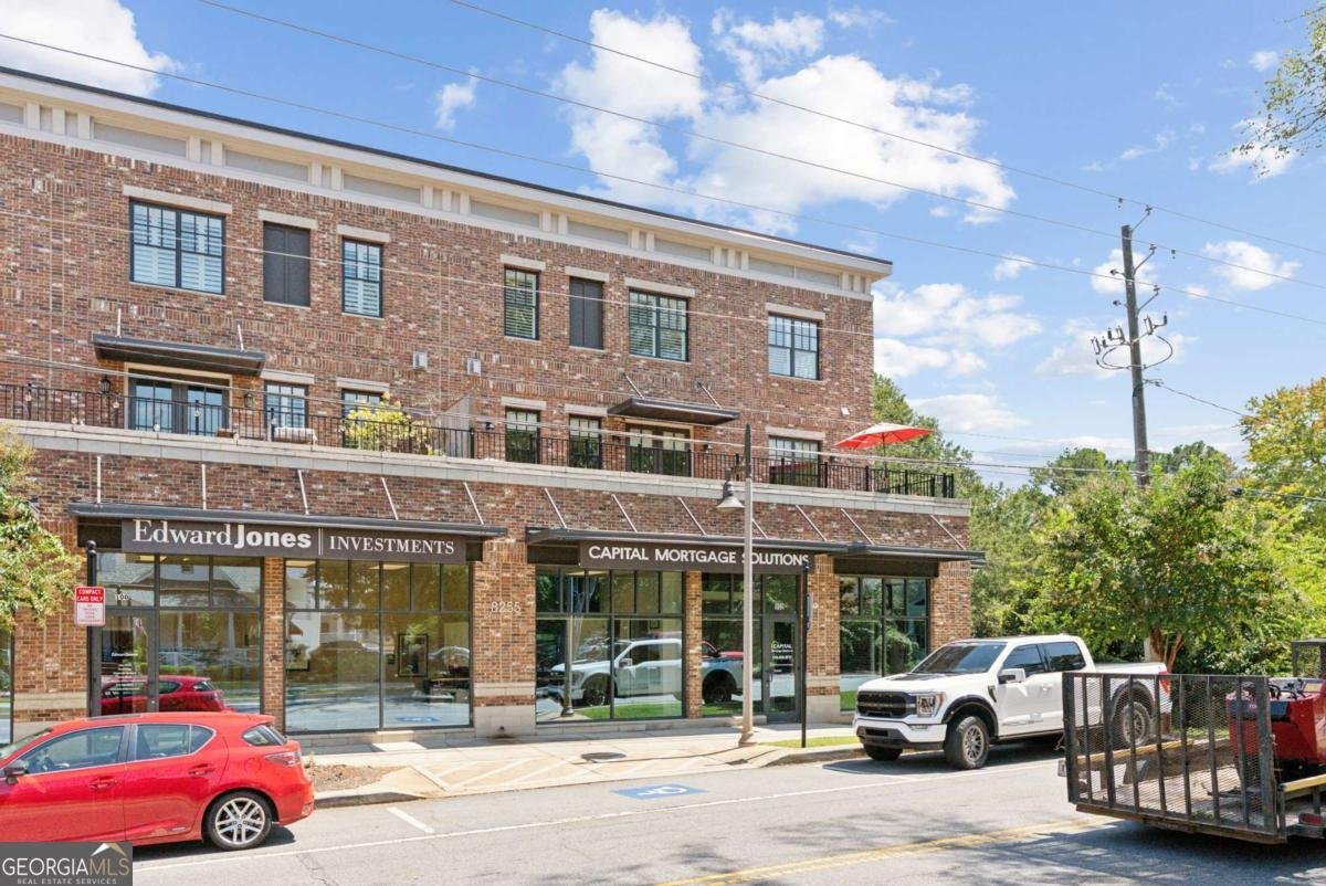 8255 Main Street Woodstock - 2