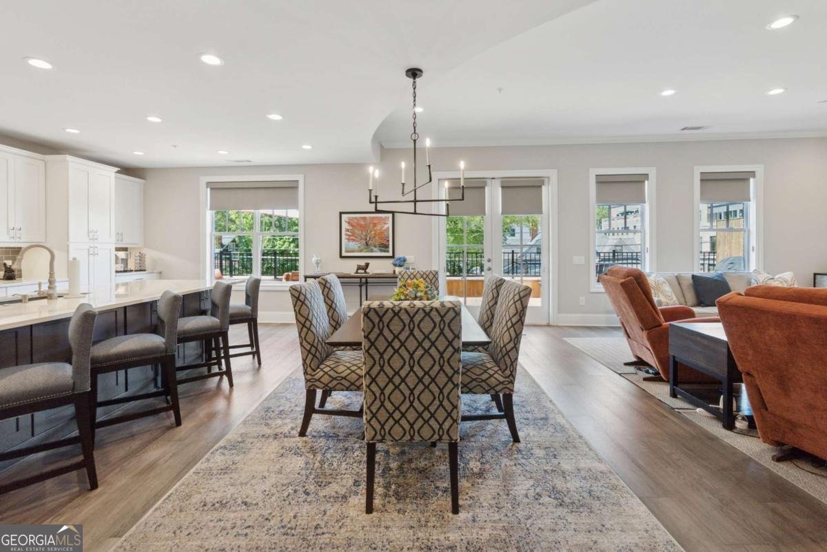 8255 Main Street Woodstock - 3