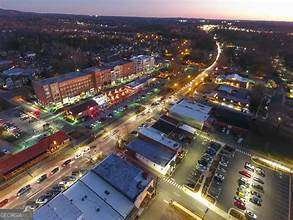 8255 Main Street Woodstock - 48