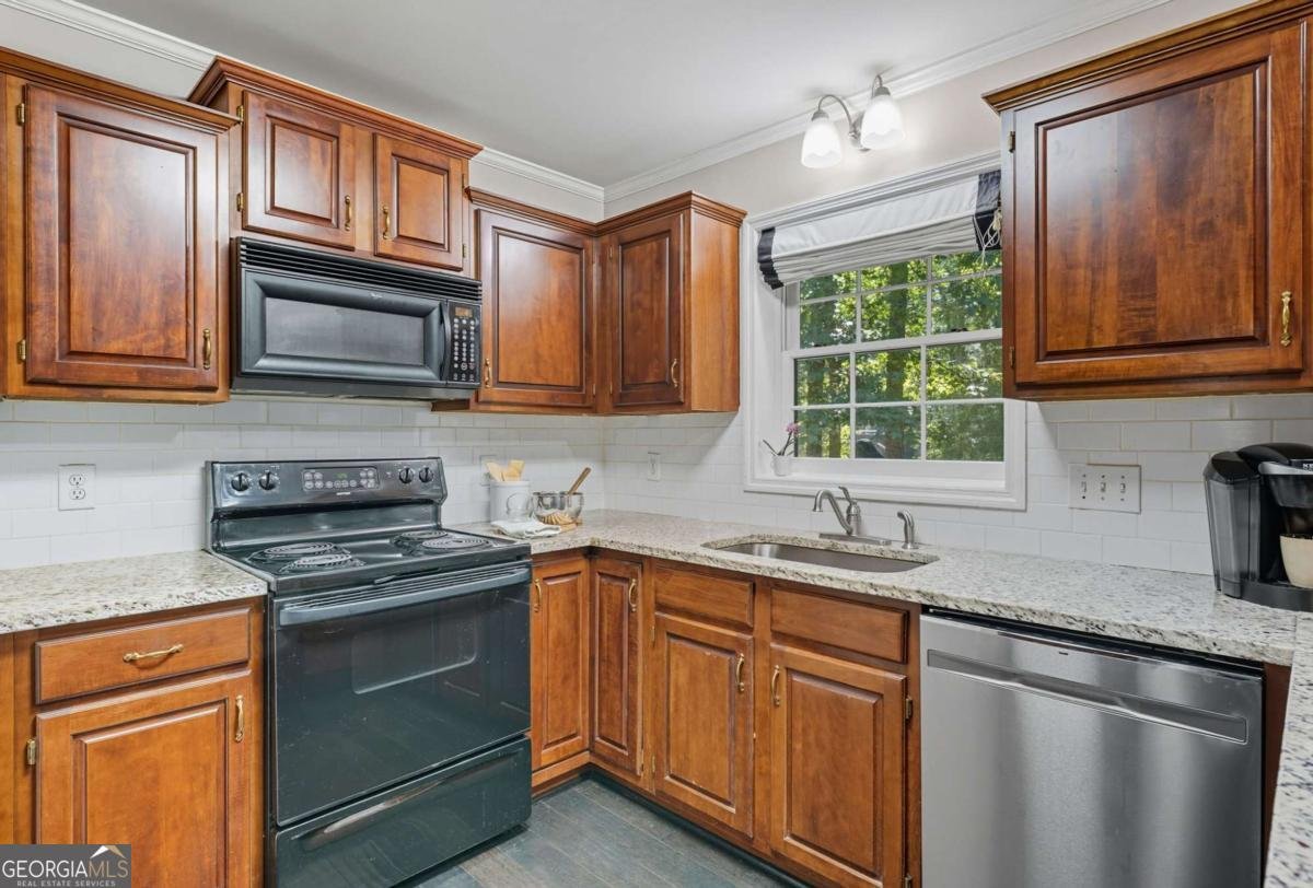 802 SPRINGDALE Crossing Woodstock - 23