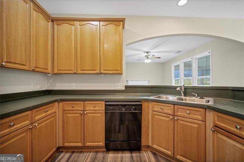 501 MIDDLEBROOKE Trace Canton - 18