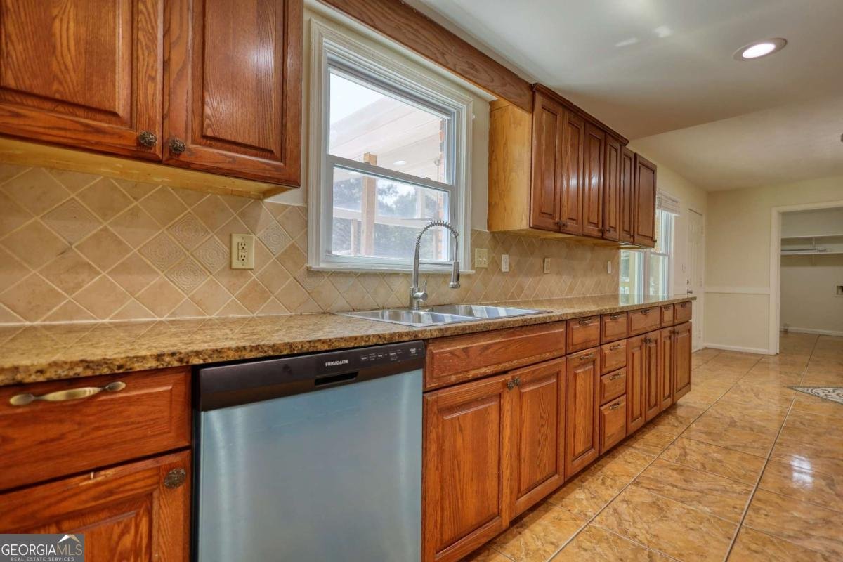 1341 Kenyon Road Morrow - 20
