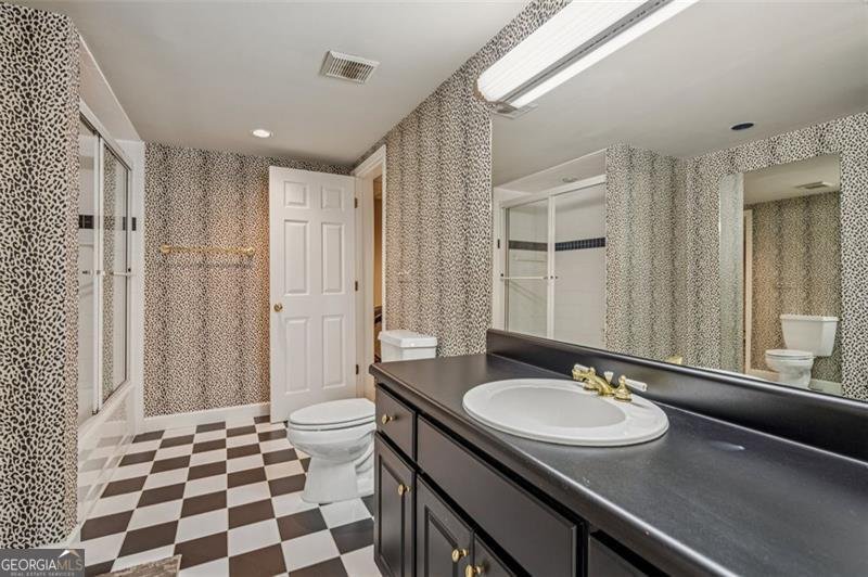 5318 Brooke Farm Drive Dunwoody - 2