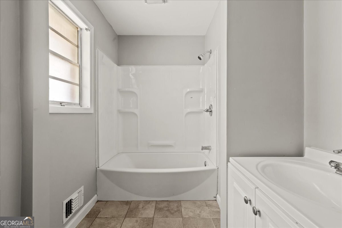 8738 Campbellton Street Douglasville - 17