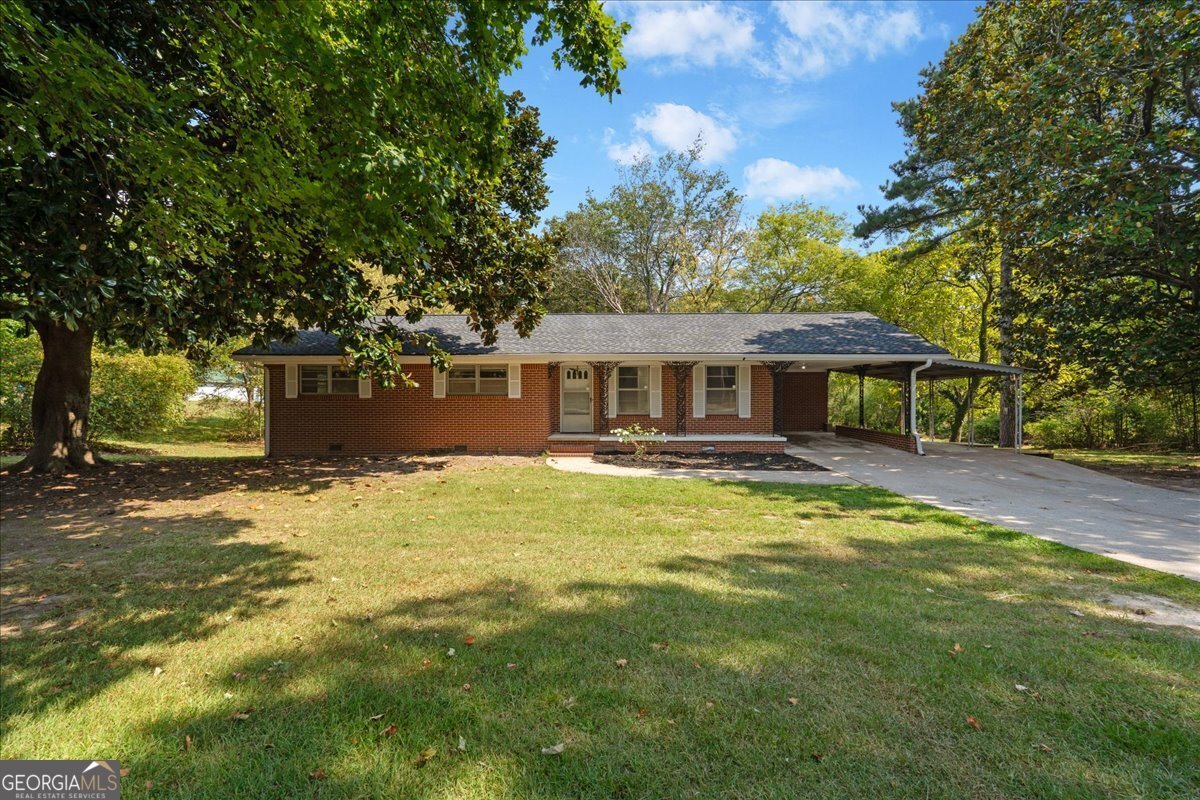 8738 Campbellton Street Douglasville - 2