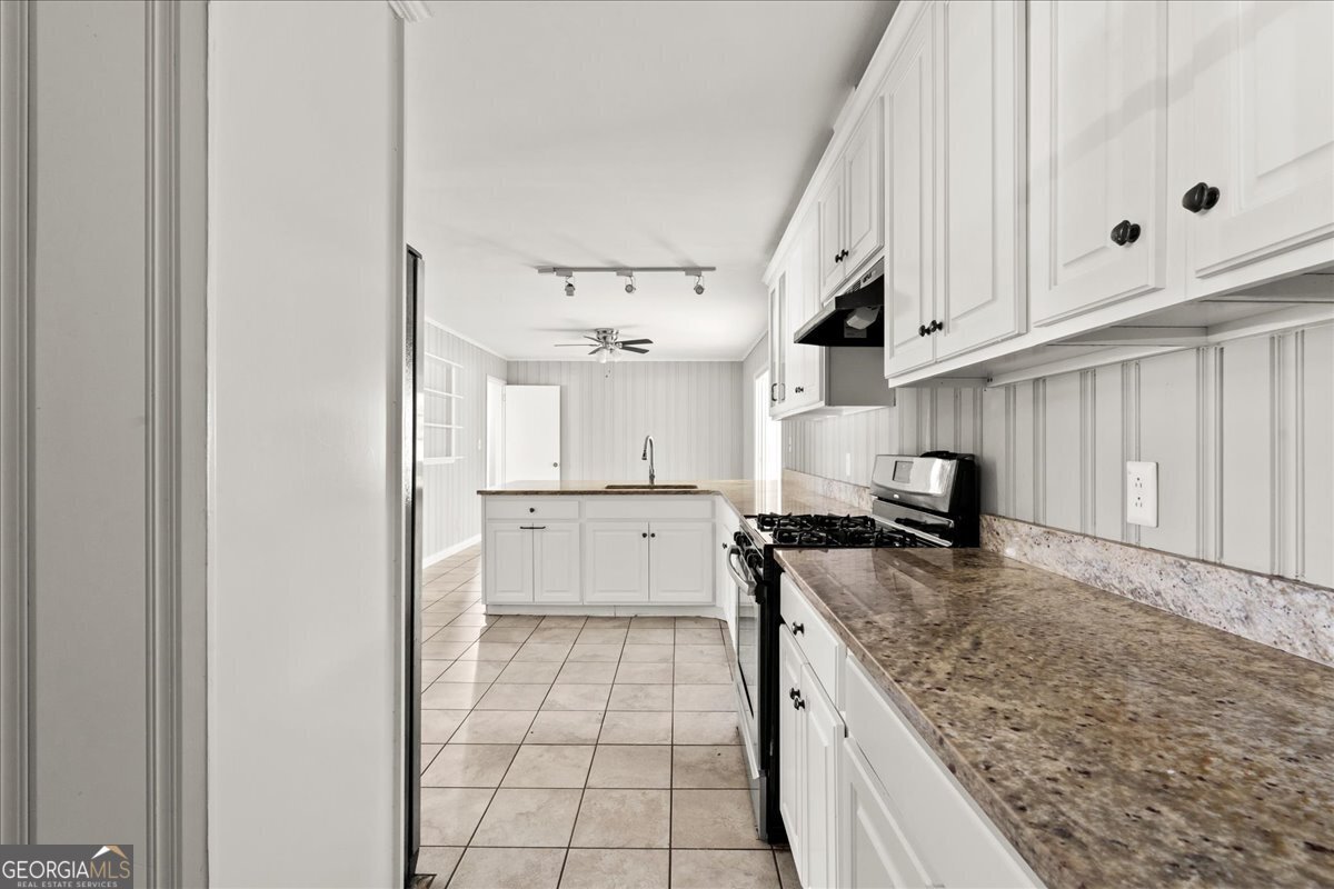 8738 Campbellton Street Douglasville - 9
