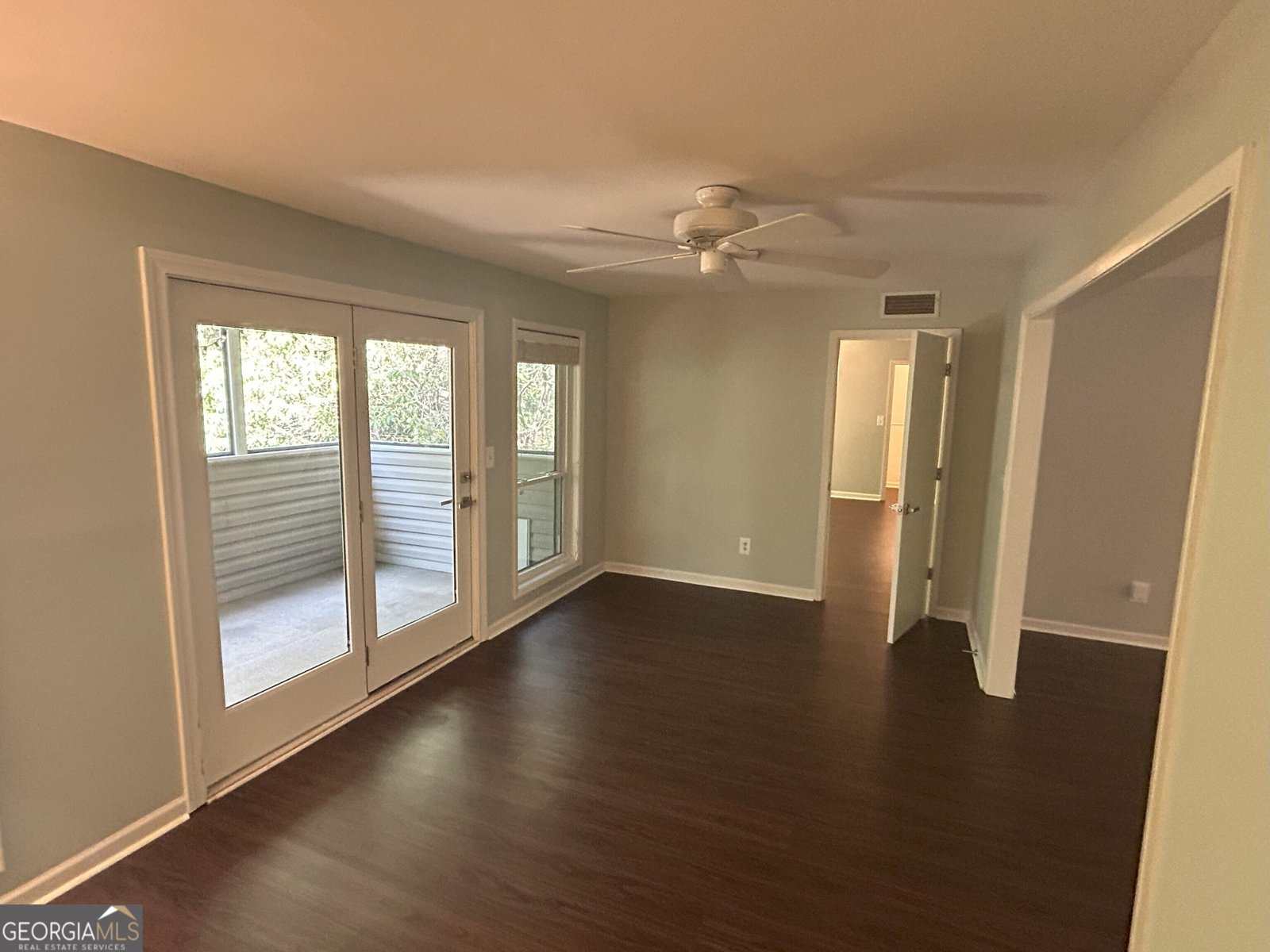 807 Wynnes Ridge Circle Marietta - 9
