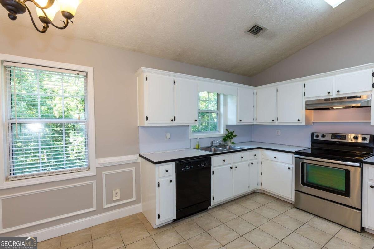 5501 Tory Way Flowery Branch - 15