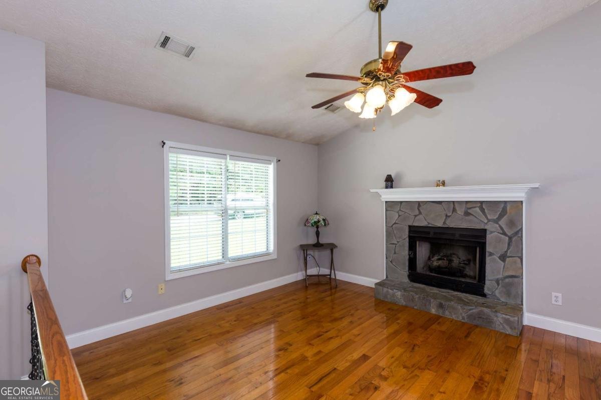 5501 Tory Way Flowery Branch - 8