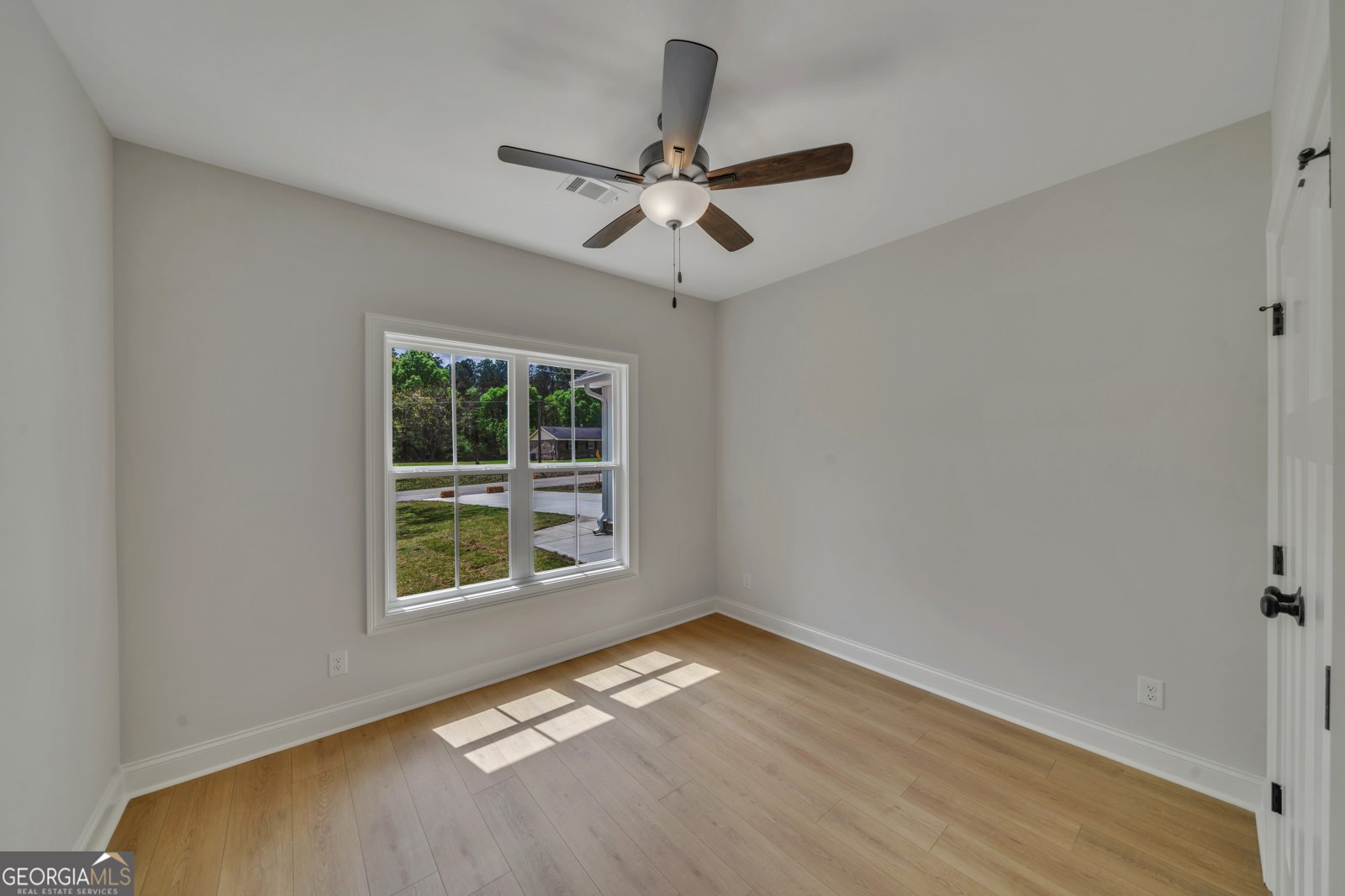 218 Valencia Circle Centerville - 23