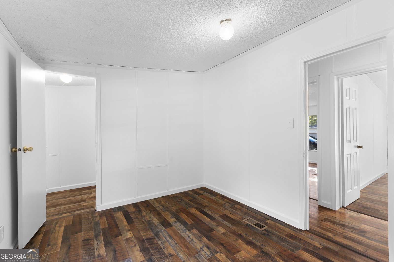 4653 Whispering Pines Buford - 1