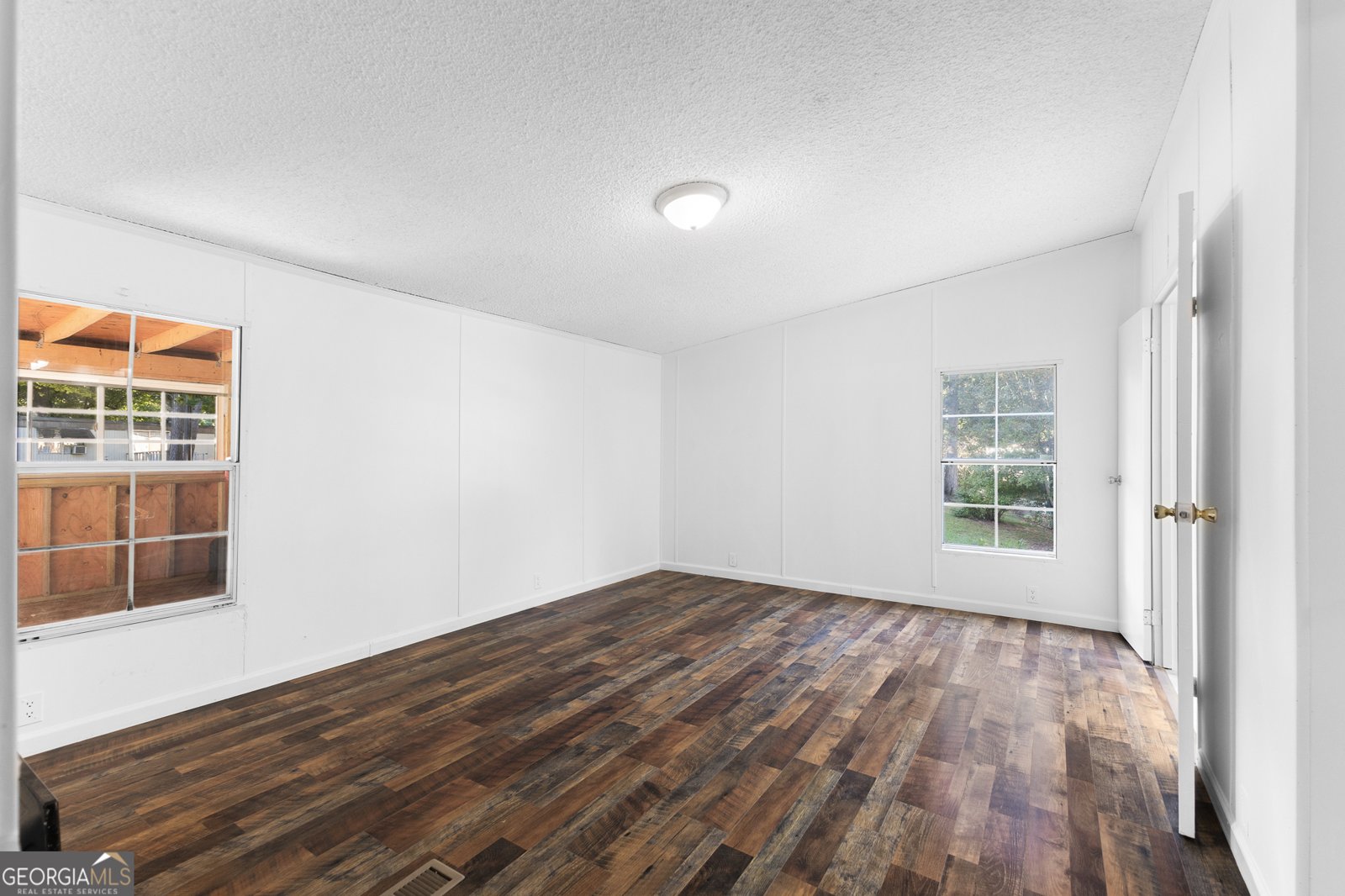 4653 Whispering Pines Buford - 14