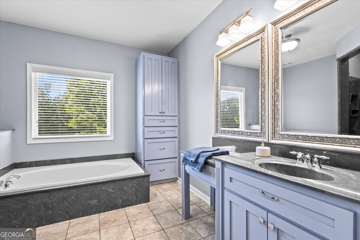 156 Orion Way Byron - 47