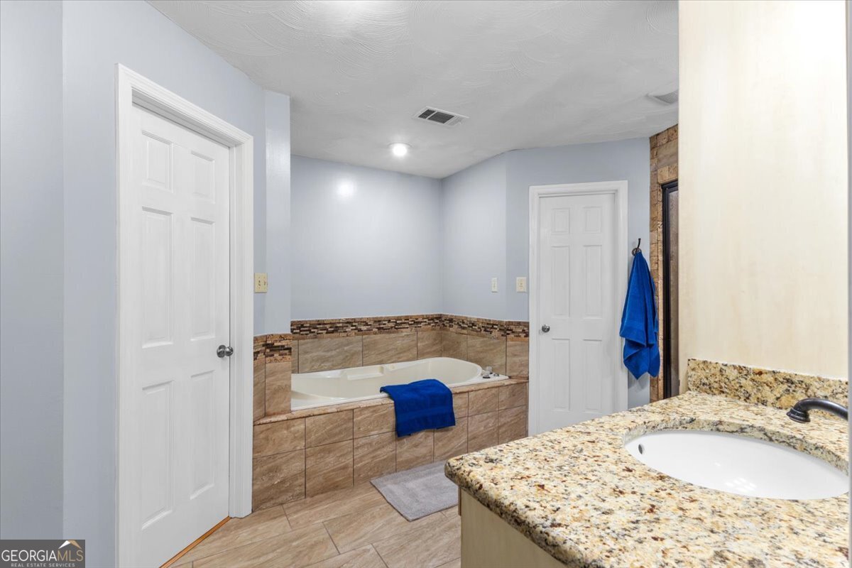 156 Orion Way Byron - 68