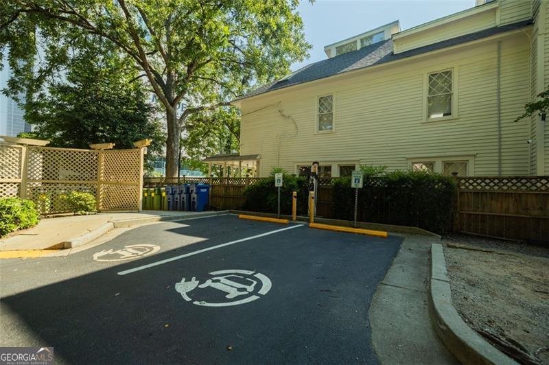 955 JUNIPER Street Atlanta - 44