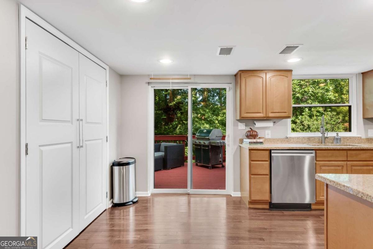 500 Barrington Drive Roswell - 4