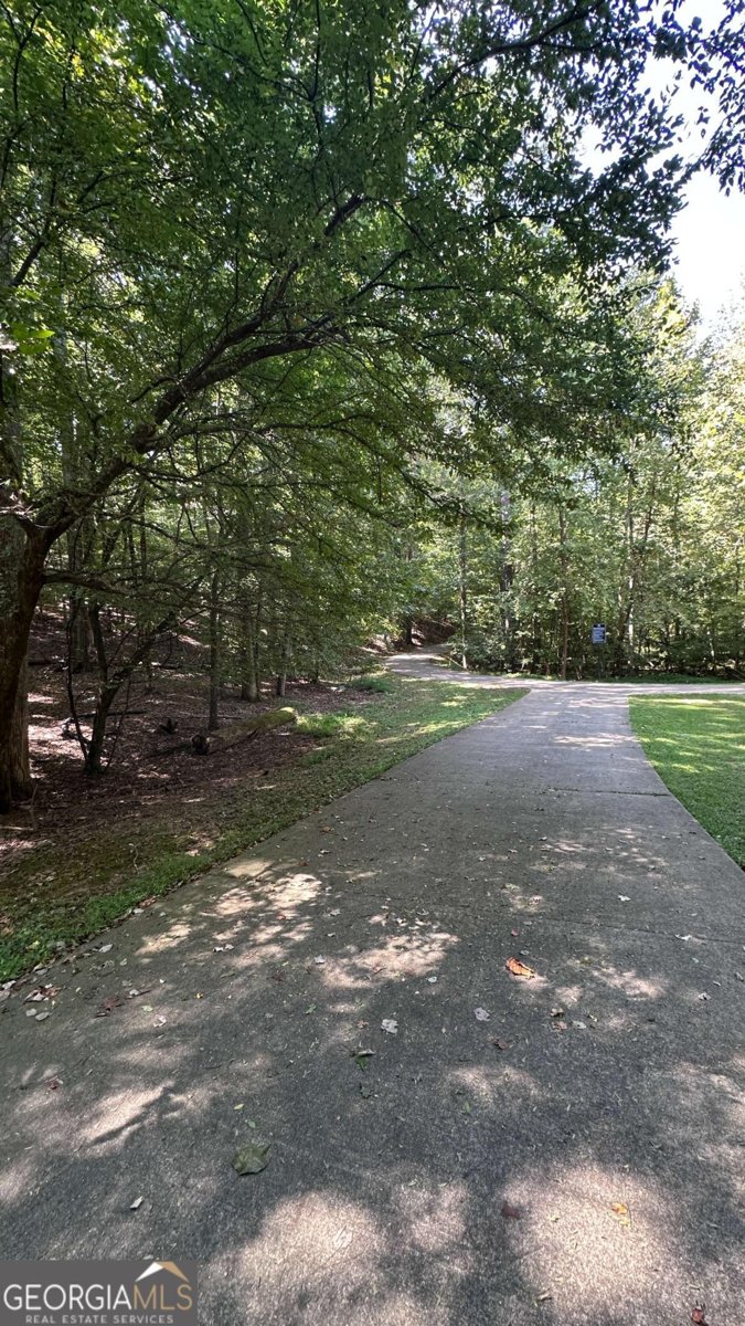 500 Barrington Drive Roswell - 40