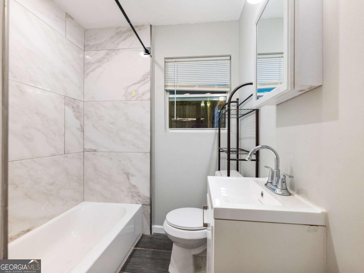 2818 Harlan Drive Atlanta - 19