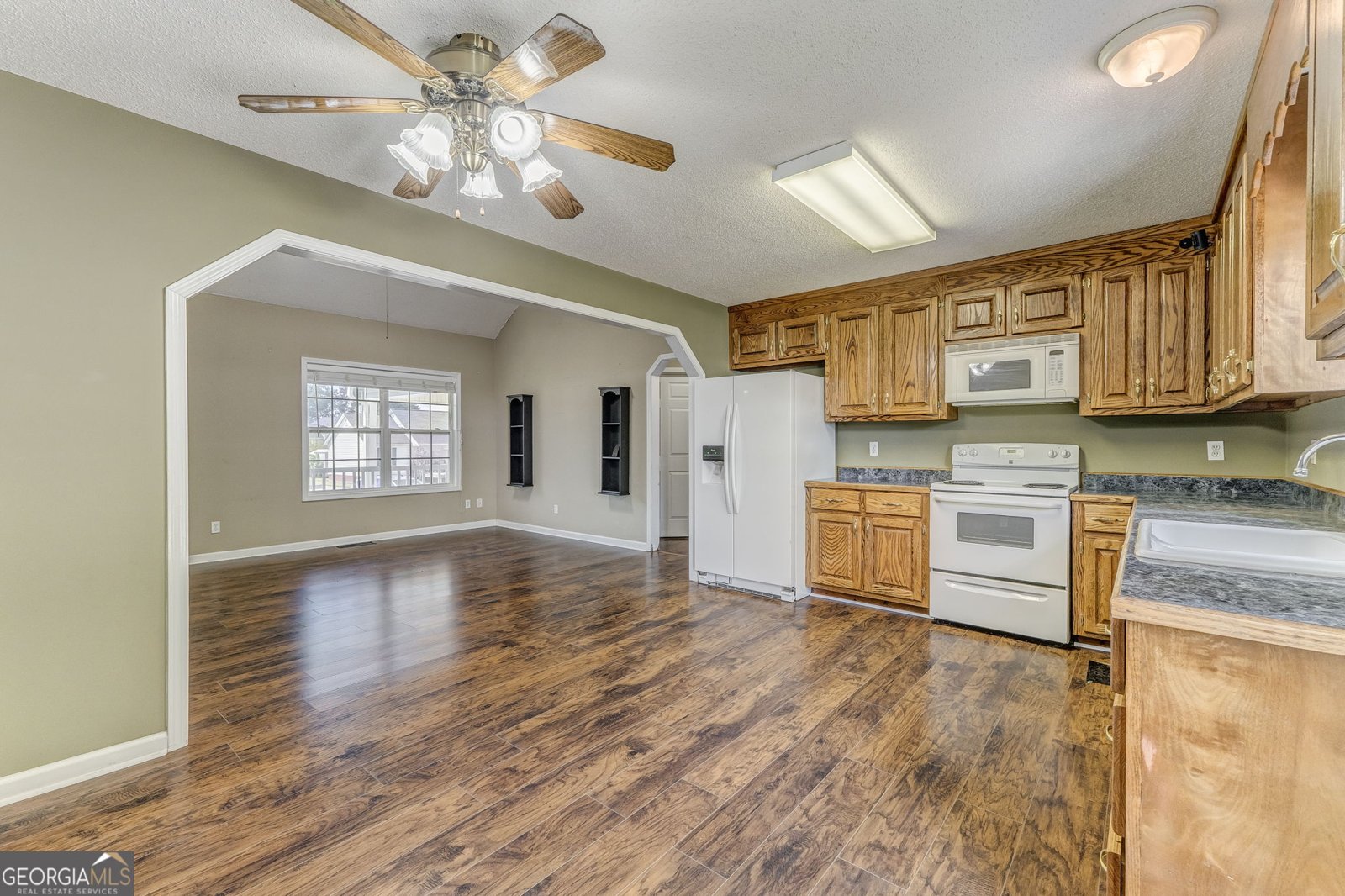 6 OAK Street Aragon - 12