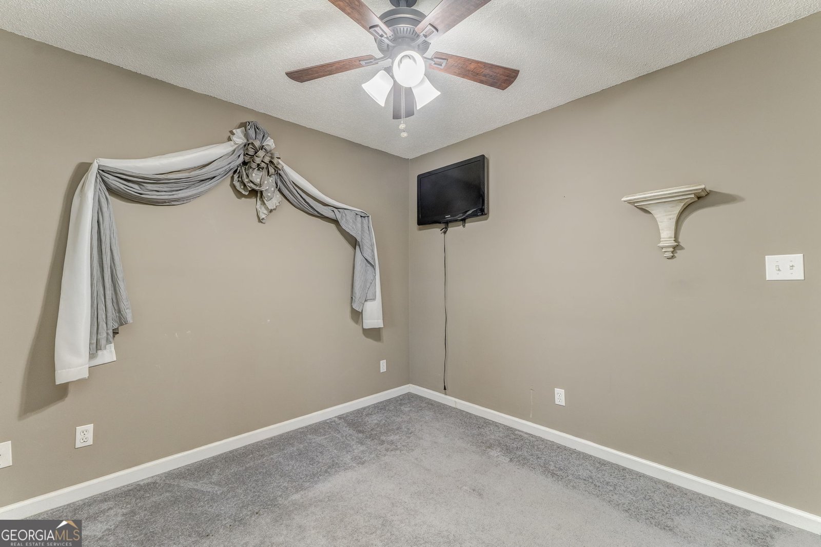 6 OAK Street Aragon - 22
