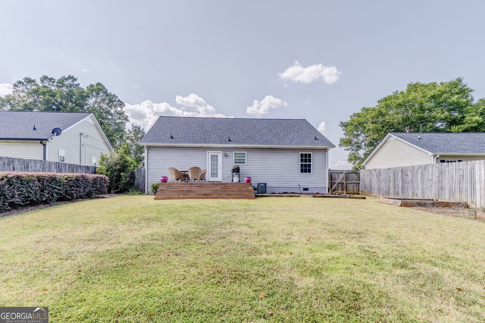 6 OAK Street Aragon - 30