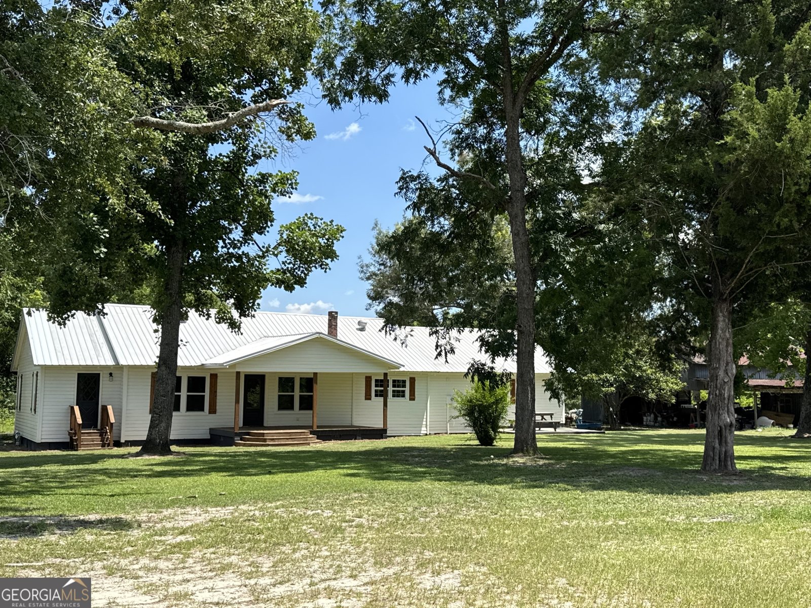 1533 River Road Rhine - main photo