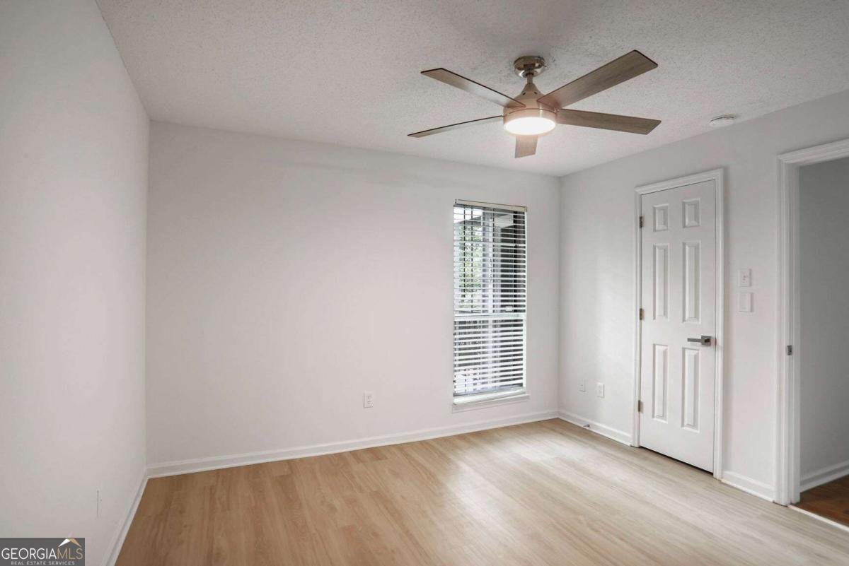 432 Granville Court Sandy Springs - 8
