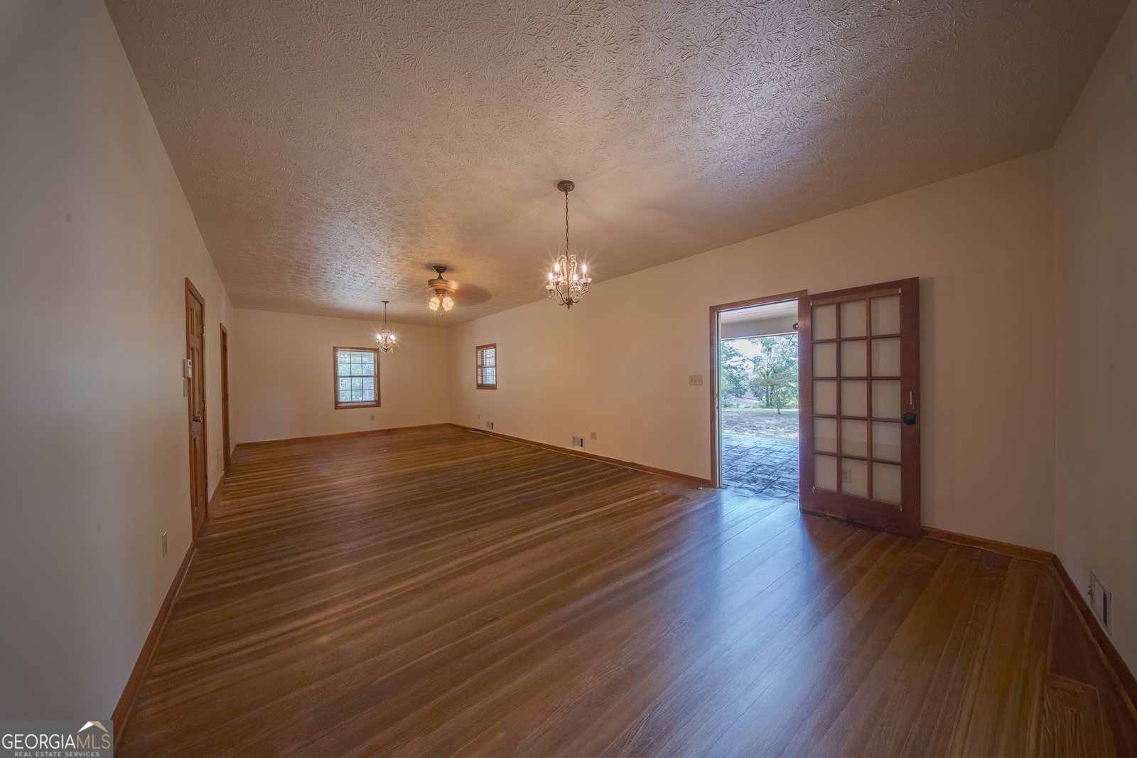 1061 Evans Drive Riverdale - 13