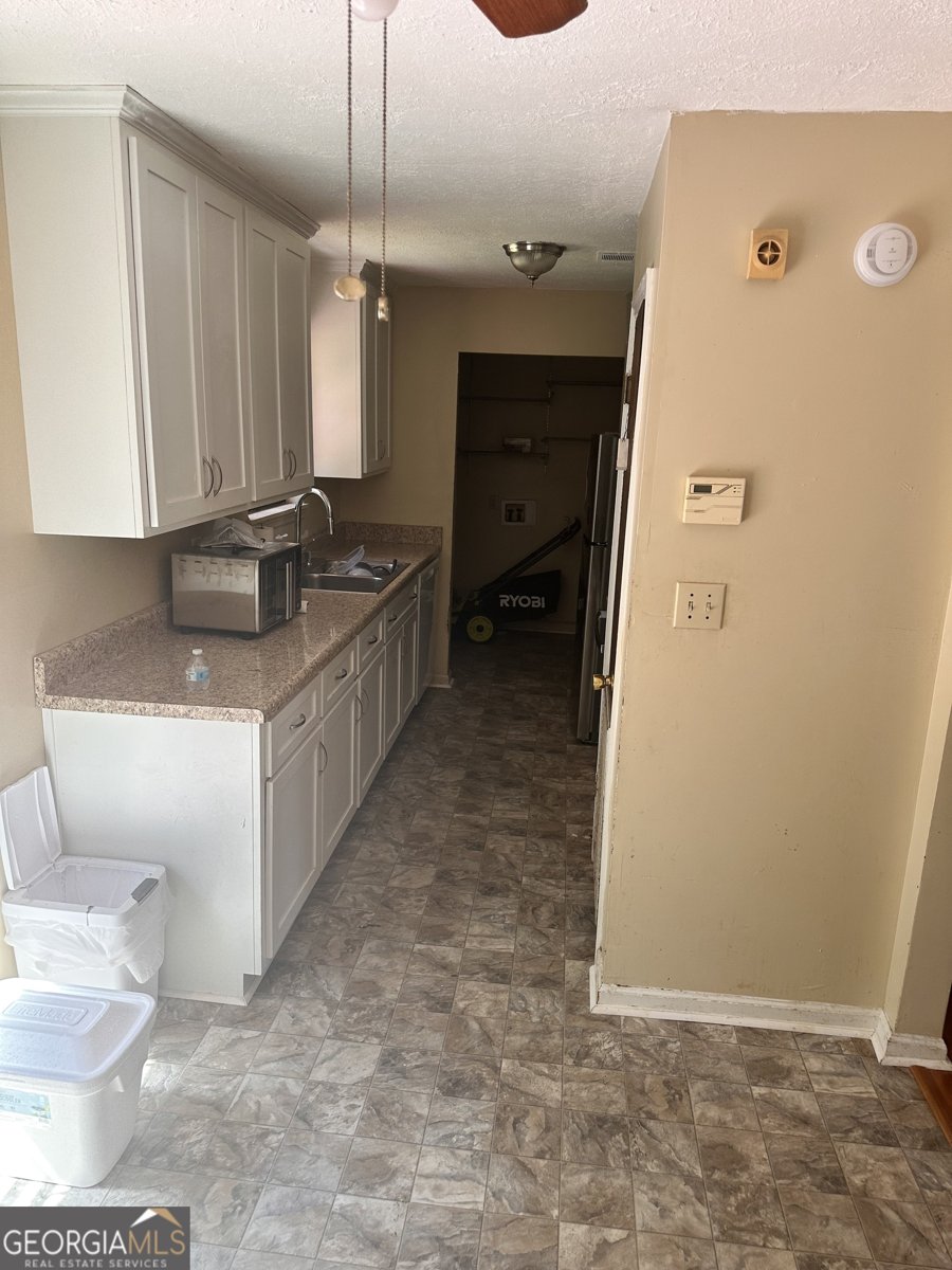 528 Wells Avenue Albany - 10