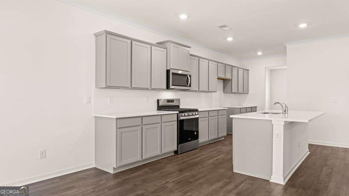 708 Curb Court Locust Grove - 5