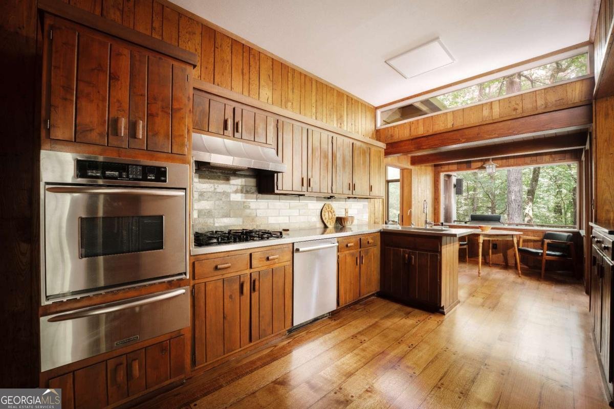 393 The Falls Court Atlanta - 11