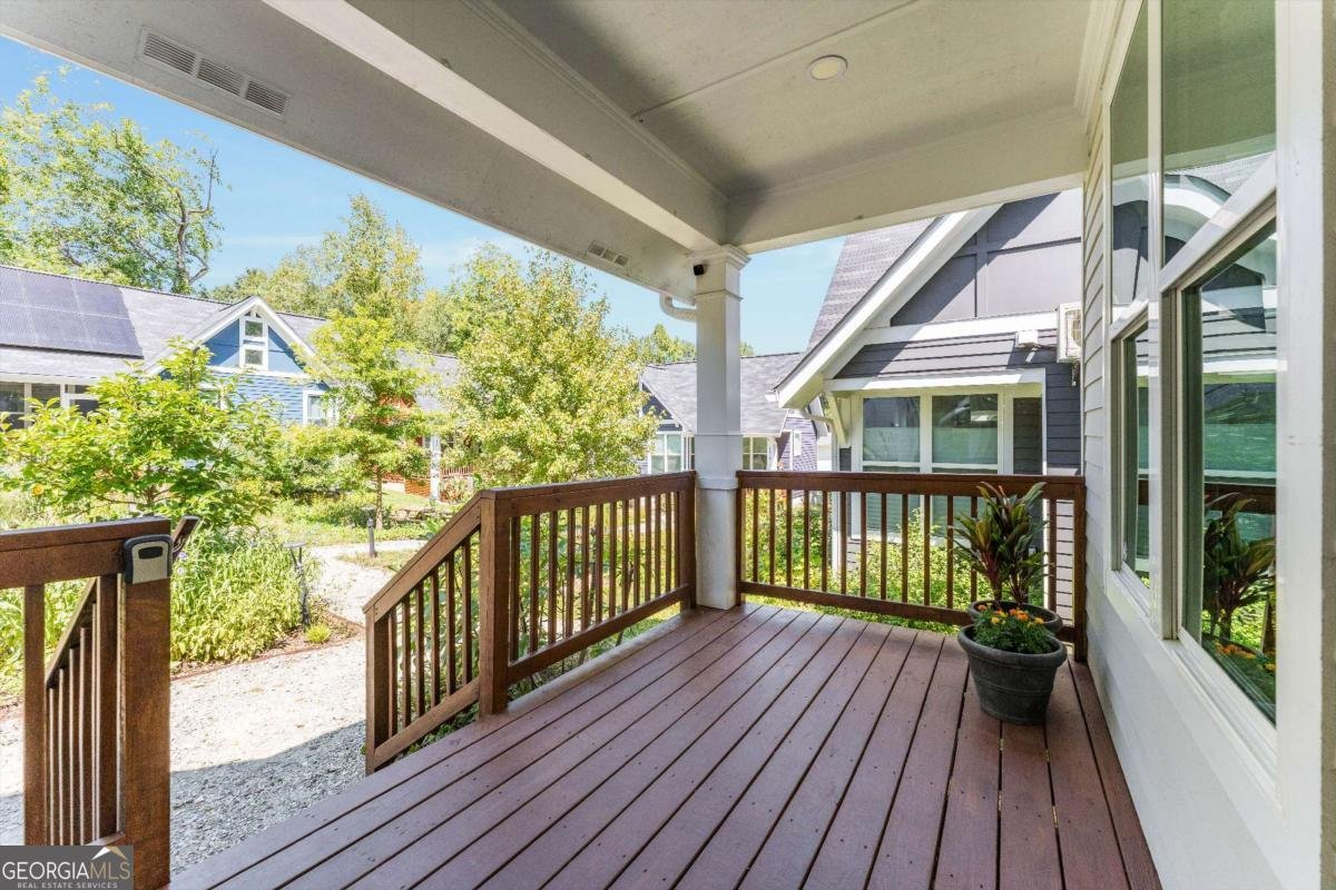 1166 Vaughan Street Clarkston - 25